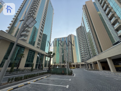 Elegant Apartment in Prime Location Image 17