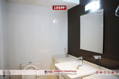 Modern 2-Bedroom Apartment in Erbil image 8
