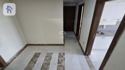 Modern Apartment Image 10