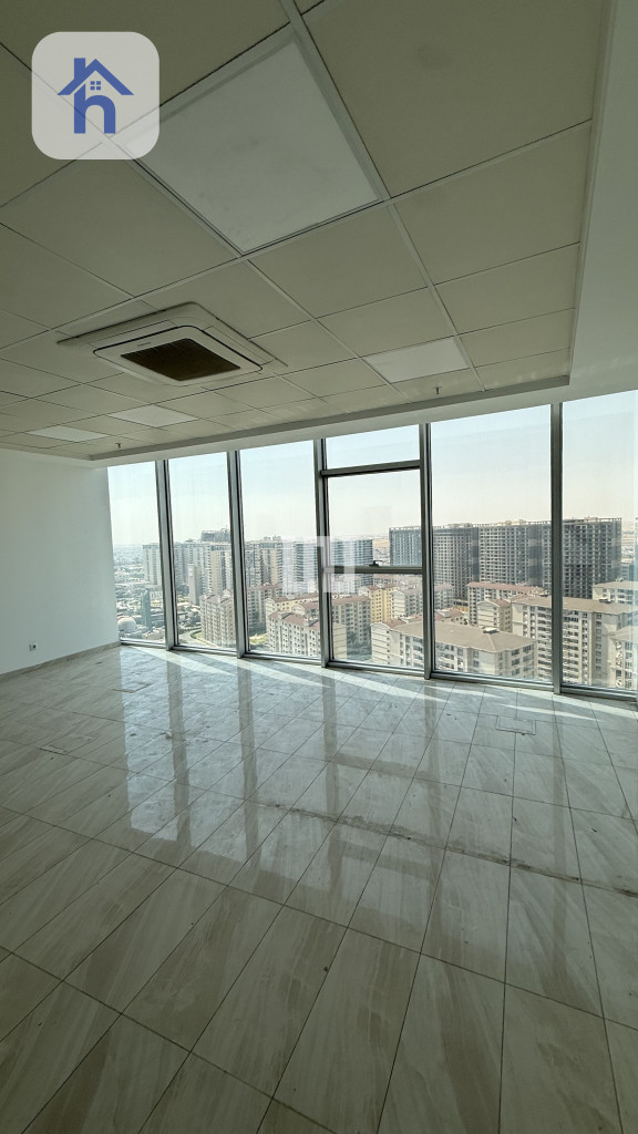 Office (123m²)