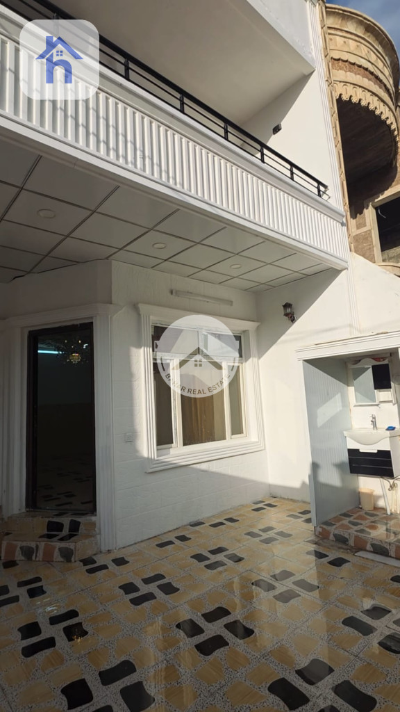 Two Floor House Resim 2