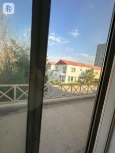 Spacious Family Home in English Village Resim 5