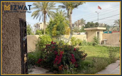 Cozy House in Al Jihad area Resim 3