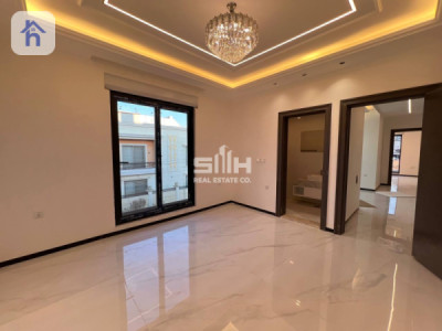 Spacious Home in Erbil with 7 Bedrooms image 11