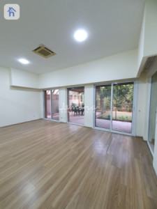 Spacious house in Vital Village image 1