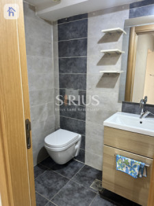 شقة حديثة بثلاث غرف نوم في مدينة جيهان للبيع صورة 11