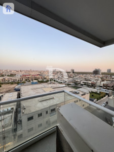 Modern 1BR Apartment in Star Towers Image 6