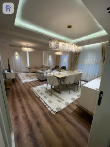 VIP Apartment Image 3