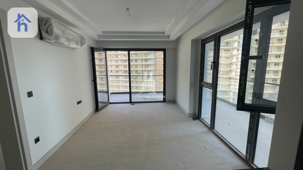 Modern Apartment in Rami Towers