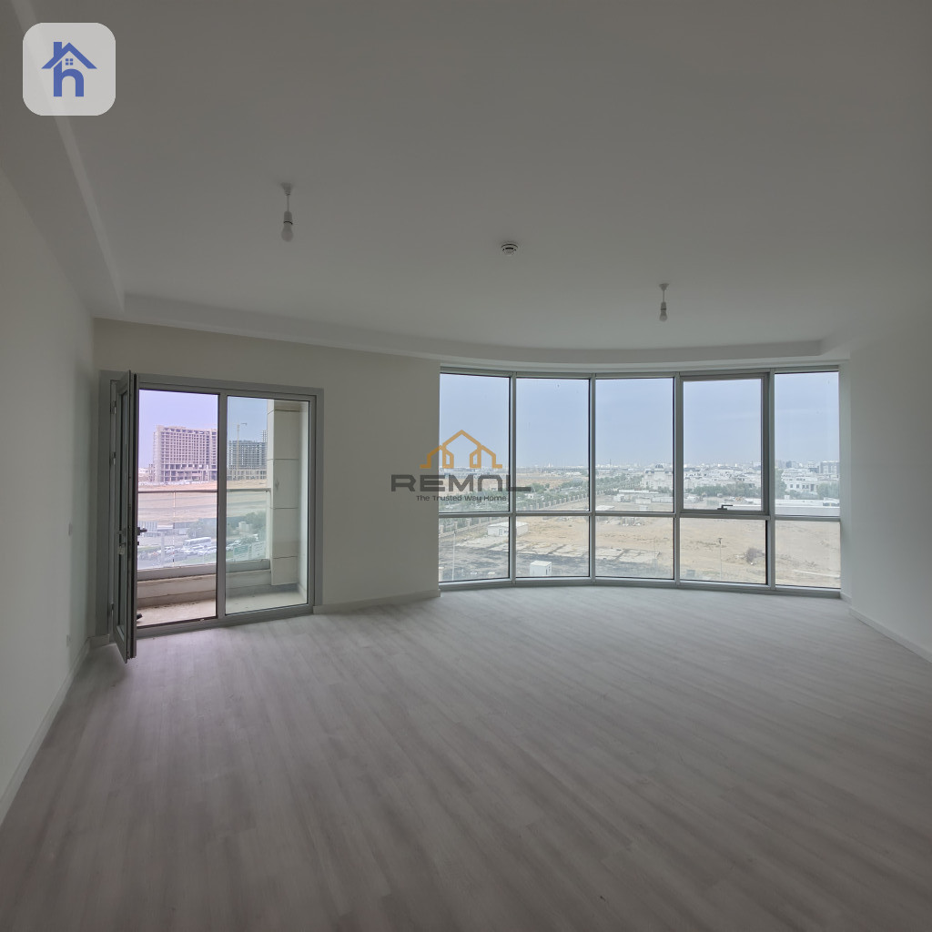 A 4+1 apartment in Empire Square for sale