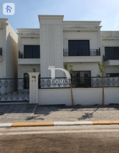 Commercial House For Rent image 1