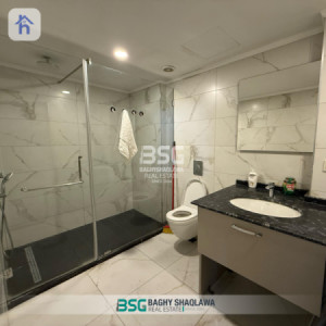 Modern Furnished Apartment with Stunning Views Image 6