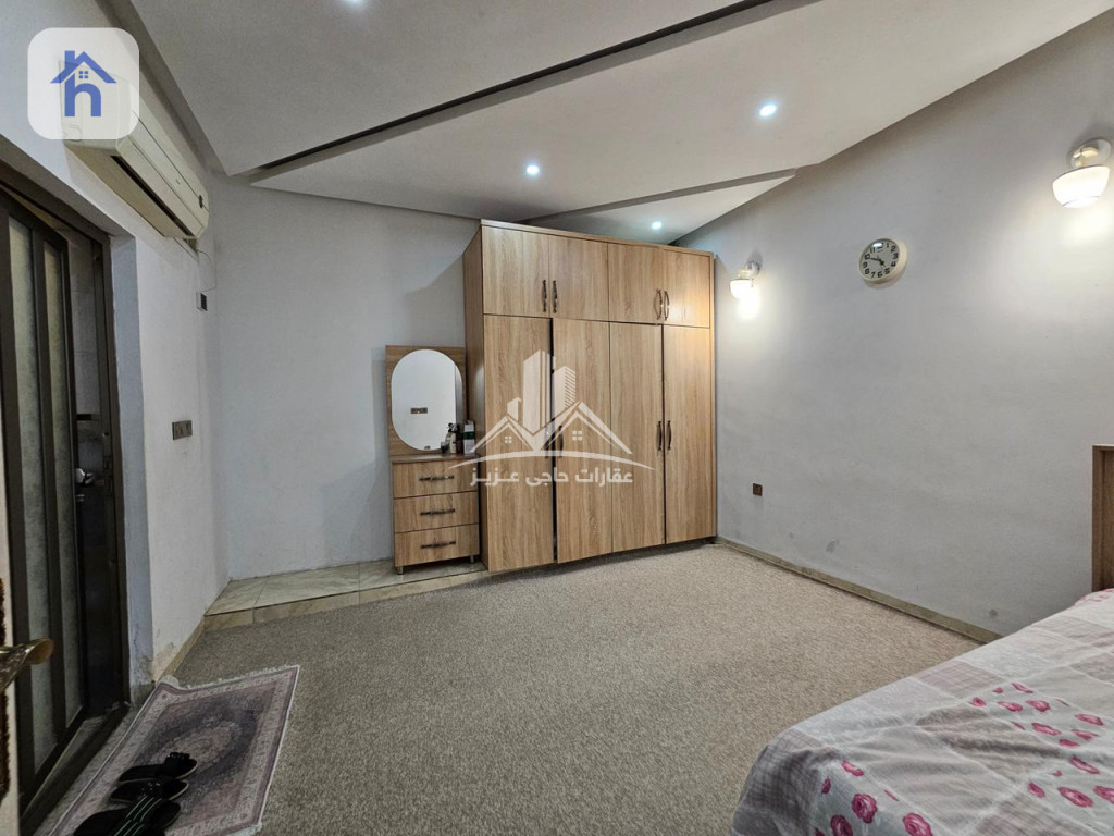 Modern Home with Spacious Rooms Image 10