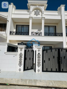 خانوو بەرامبەر باخچە image 2