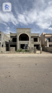 4-Bedroom Structure in Mass City image 1