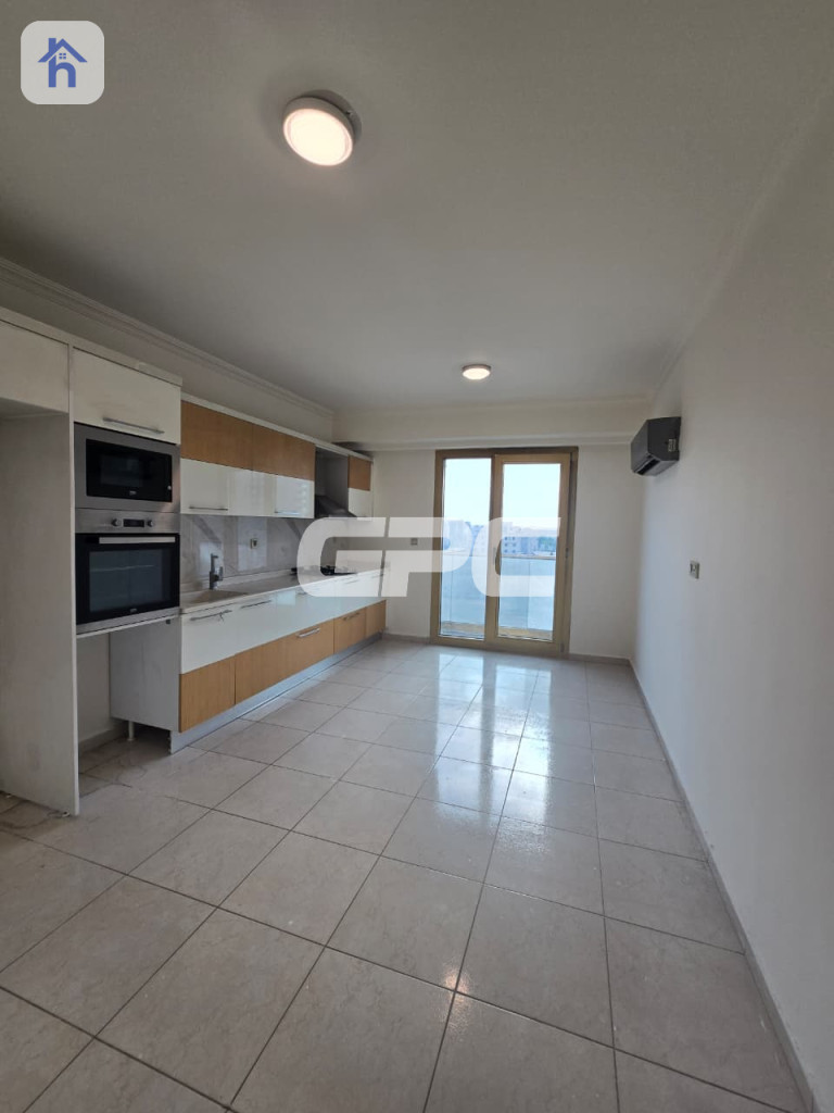 Modern 3 bedroom apartment
