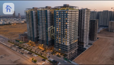 Modern Apartment image 2