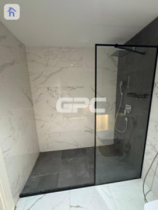 Luxurious 4-Bedroom Apartment for Rent image 16