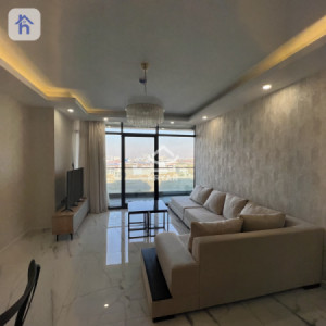 Stylish Apartment with Lovely Views image 2