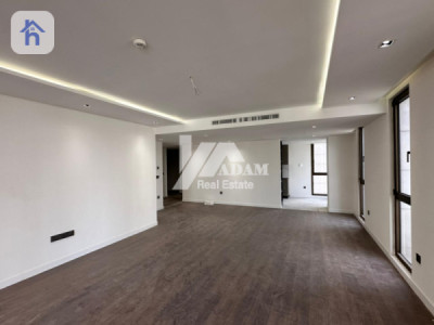 Spacious 3 Bedroom Apartment image 2