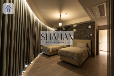 Modern Living in Cavalli Tower Resim 7