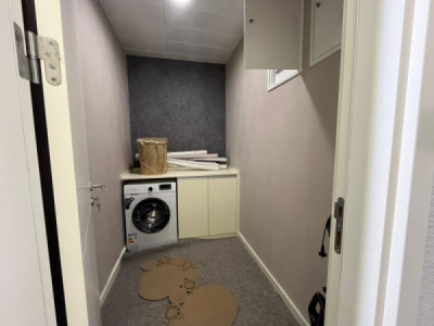 Furnished 2 Bedroom Apartment in Empire Square Image 11