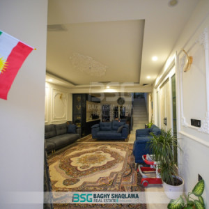 خانوو بەرامبەر باخچە وێنە 5