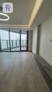 Stylish 1-Bedroom Apartment in Prime Location image 2
