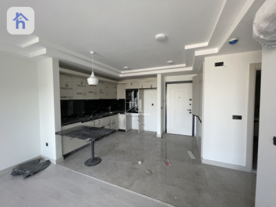 Modern apartment in a prime location image 2