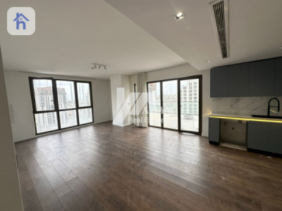 Boulevard Apartment with Terrace Image 8