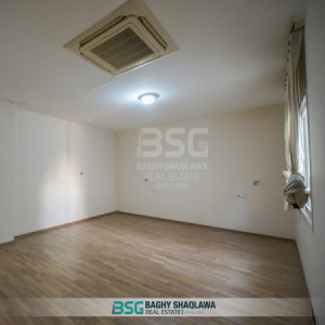 شقة مطلة علی الحديقة صورة 11