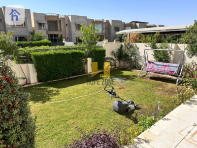 Spacious House with 5 Bedrooms Resim 3