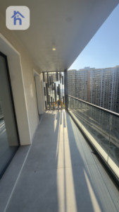 Modern 1-bedroom apartment with view image 7
