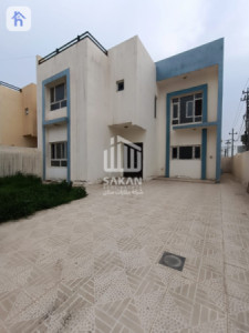 House with 4 Bedrooms for rent image 1
