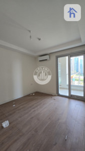 شقة أنيقة مع صالة واسعة صورة 5