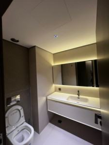 Spacious Apartment in Cavalli Tower image 12