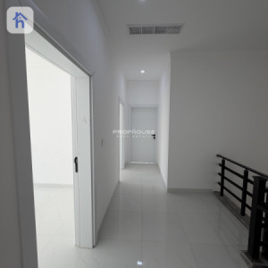 Modern House image 11