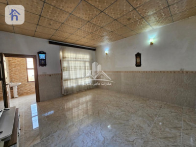 House Opposite Garden image 11