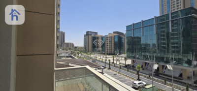 Spacious Apartment in Empire Square Resim 15