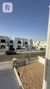 منزل واسع مع غرف متعددة صورة 16