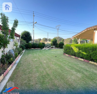 800m² Farm with 2 Bedrooms Image 3