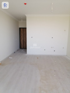 Chic Studio Apartment near Airport image 1