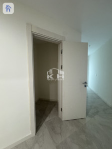 Cozy Apartment in Empire Square image 2