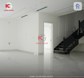 Luxurious 5-bedroom house in prime location image 2