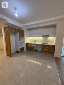Cozy apartment in high-rise building image 2