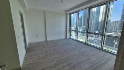 Modern Apartment with 2 Bedrooms image 3