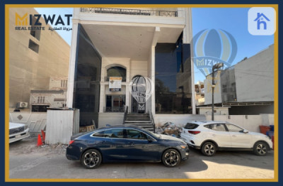 بینایەکی بازرگانی فراوان لە ئەل ئەمێرات image 1