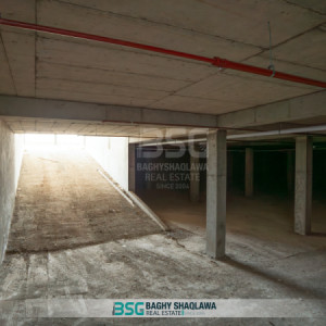 Spacious Commercial Building for Lease Image 13