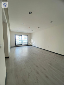 3-Bed Apartment in Aburinasan City Image 5