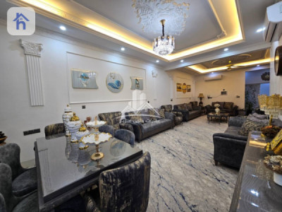 Stylish House with 4 Bedrooms Resim 4